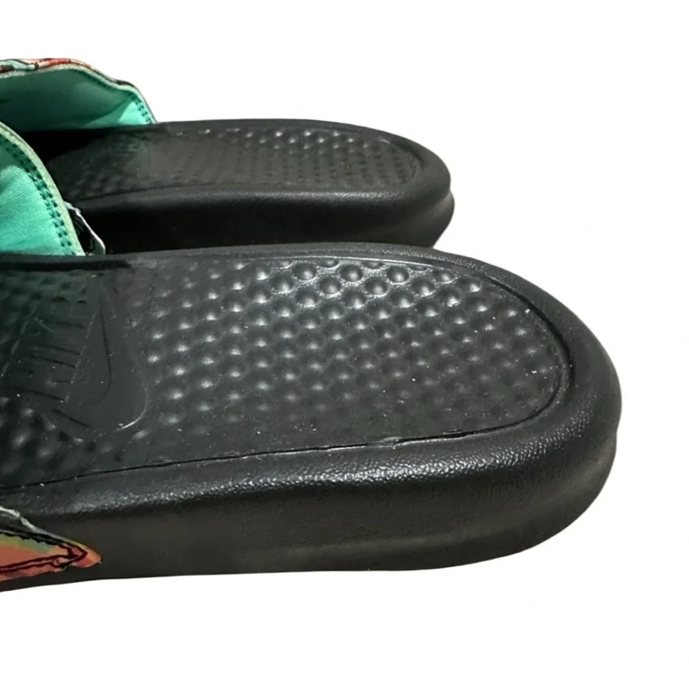 Women’s Nike Benassi Tropical Floral Slip on Slides, Size 6. NEW! - Picture 4 of 10